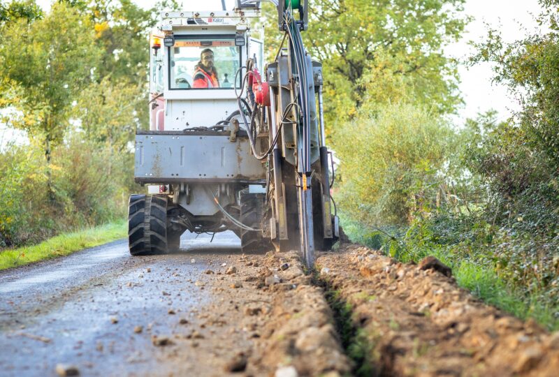 tranchées mécanisées génie civil - Odéon Réseaux